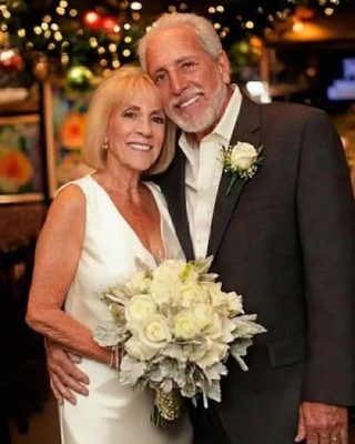 Mi padre se casó con mi tía tras la muerte de mi madre, pero en la boda mi hermano dijo: “Papá no es quien dice ser.”